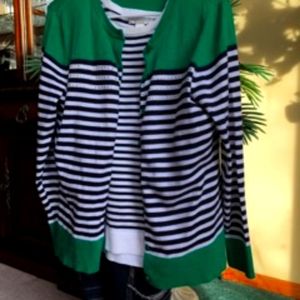 Cute Christopher and Banks set with a pair of Earl Jeans size 10